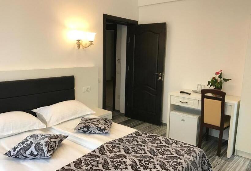 小型套房, Restaurant Ayan Piatra Neamt