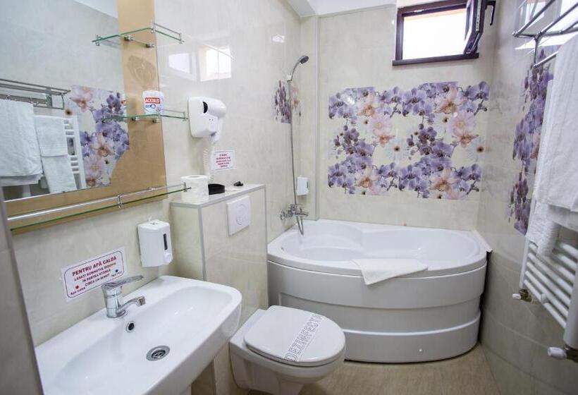 小型套房, Restaurant Ayan Piatra Neamt