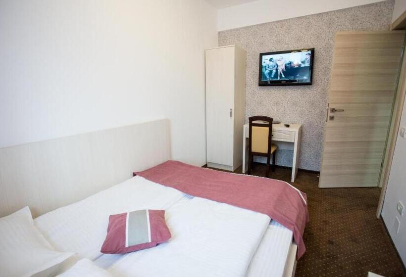 小型套房, Restaurant Ayan Piatra Neamt