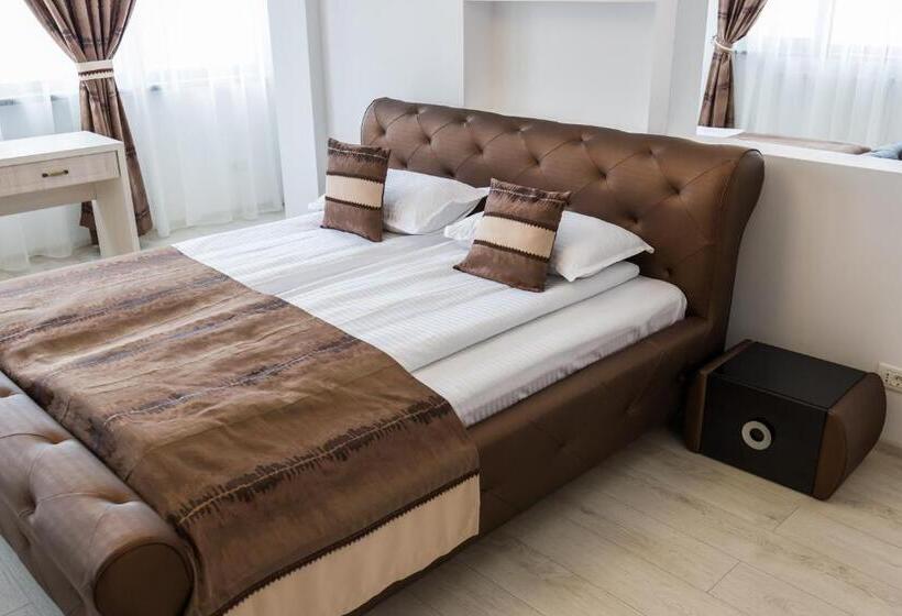 带露台的小型套房, Restaurant Ayan Piatra Neamt