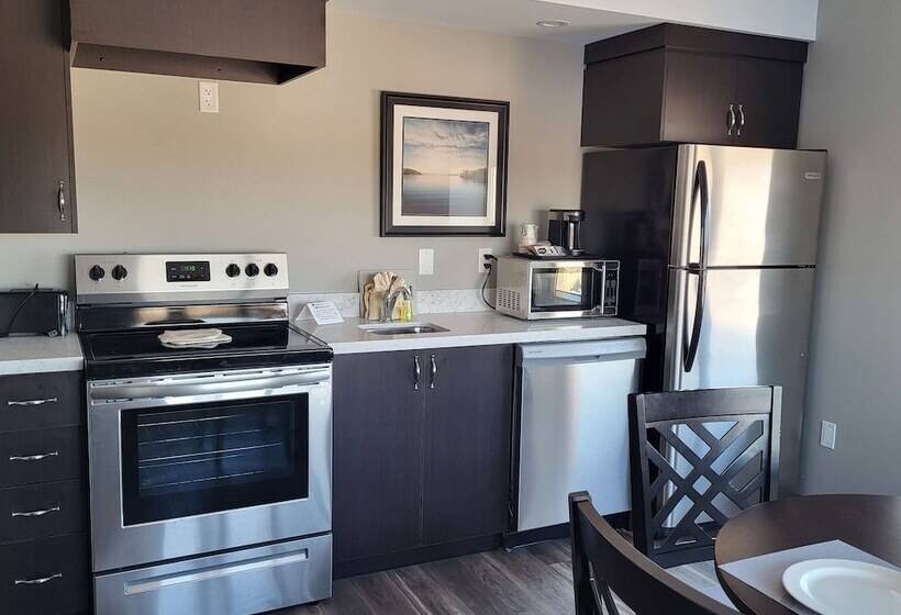 جناح, Best Western Premier Northwood