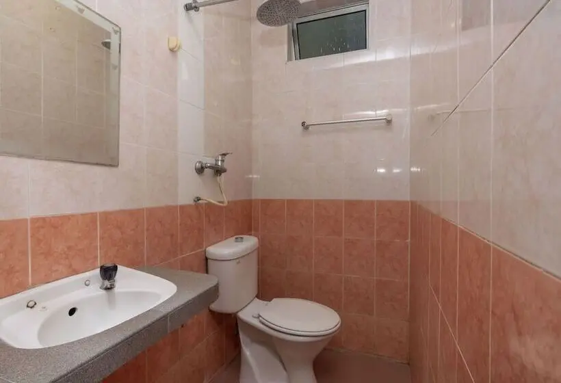 Deluxe-huone, Fully Hotel Desa Tebrau