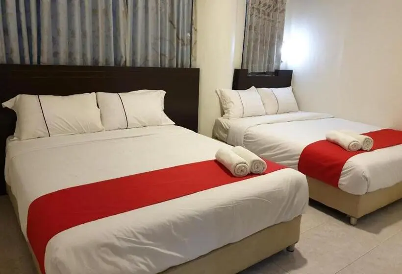 Perhesviitti, Fully Hotel Desa Tebrau