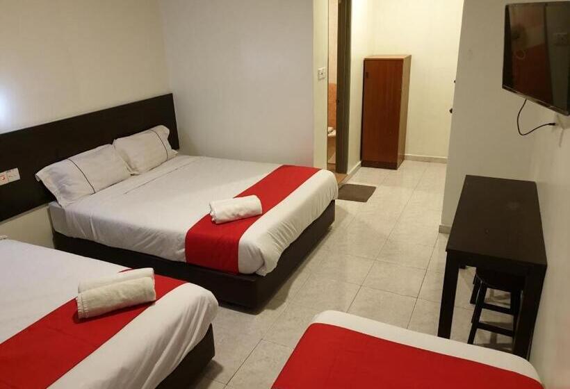 Президентский Люкс, Fully Hotel Desa Tebrau
