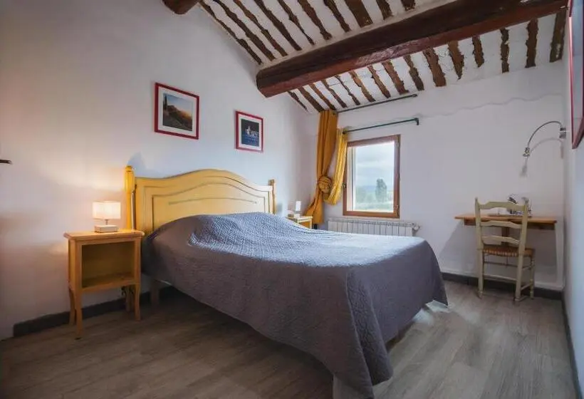 ベーシックルーム, Chambres & Tables D Hôtes Moulin De Lavon