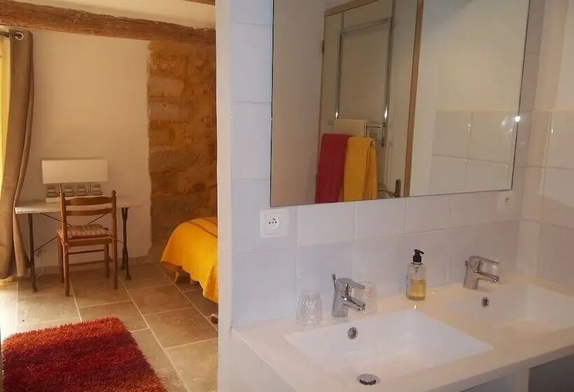 ファミリールーム, Chambres & Tables D Hôtes Moulin De Lavon