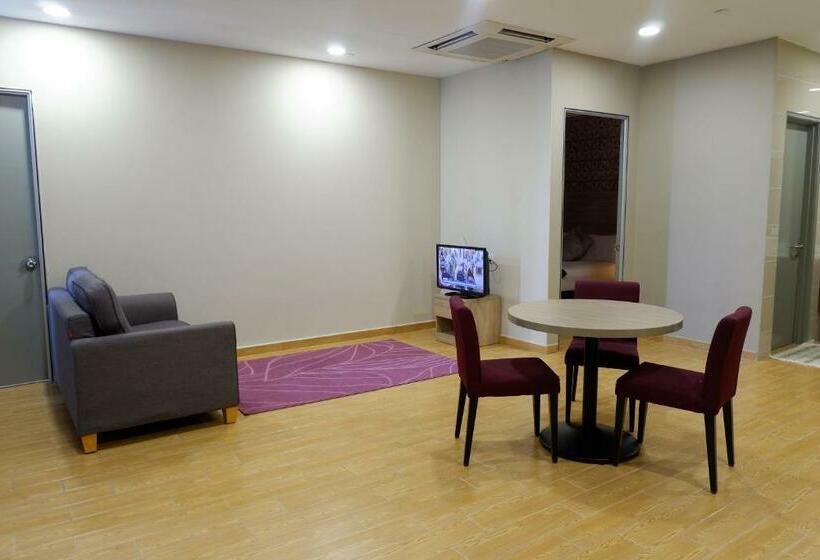 Люкс 2 Спальни, Bangi Perdana