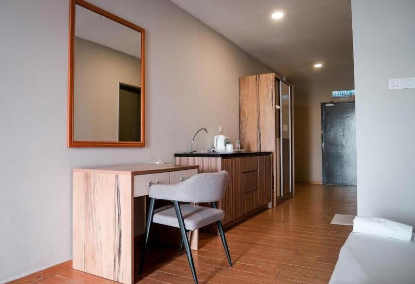 جناح سوبيريور, Bangi Perdana