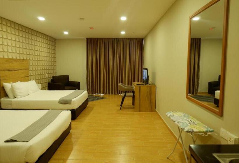 جناح سوبيريور, Bangi Perdana