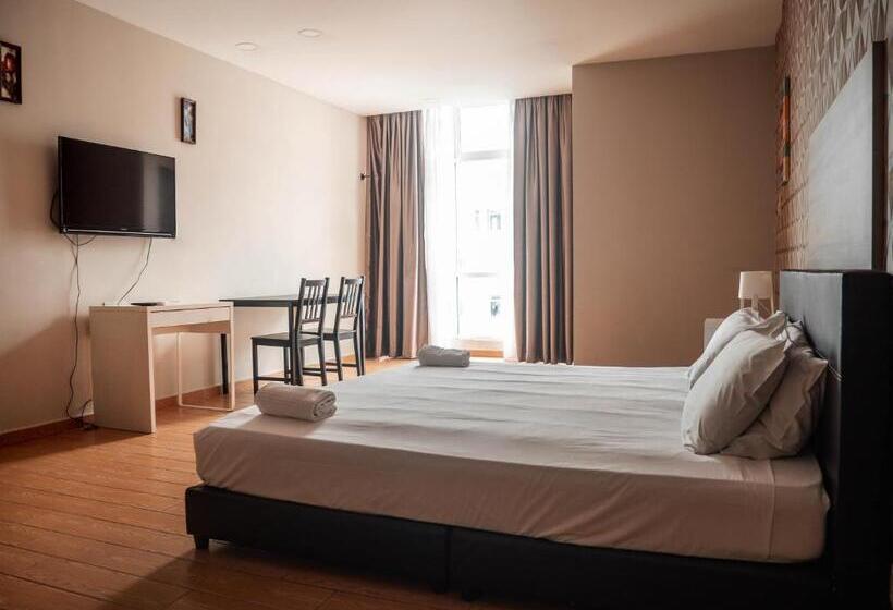 جناح عائلي, Bangi Perdana