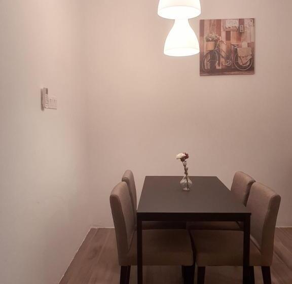 جناح ديلوكس, Bangi Perdana