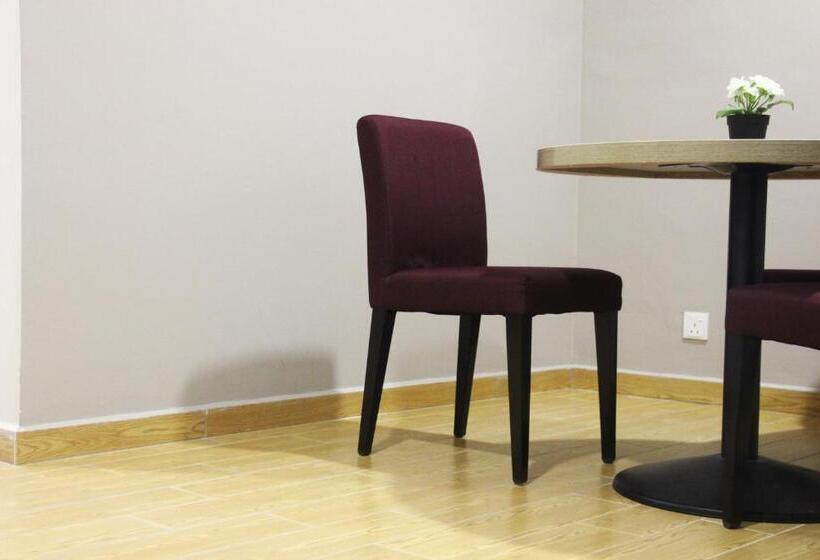 جناح سوبيريور, Bangi Perdana