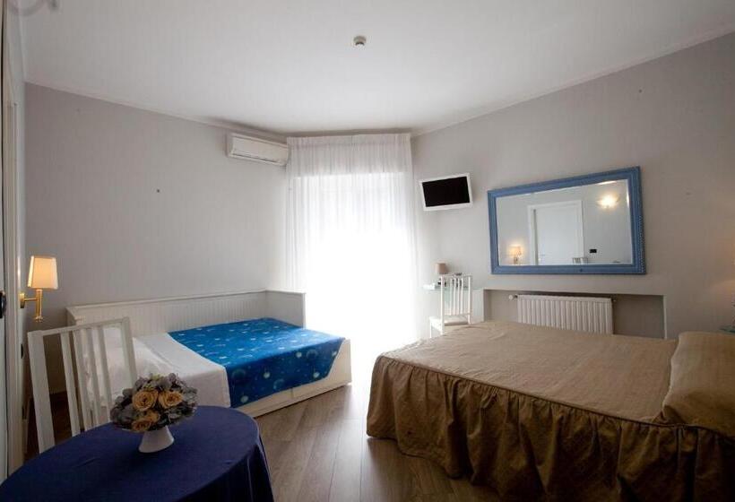 اتاق استاندارد چهار تخته, Il Gatto