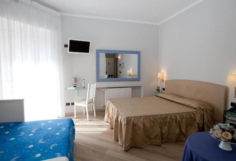 اتاق استاندارد چهار تخته, Il Gatto