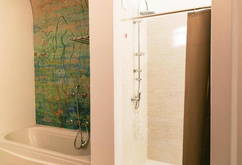 Полулюкс с Балконом, Palazzo Pasta Malpensa