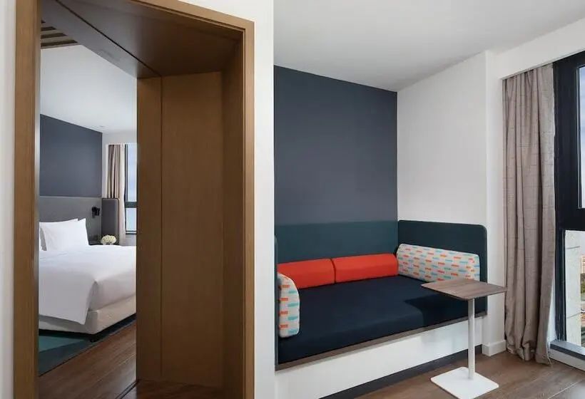 スイート, Holiday Inn Express Chengdu Longquanyi North, An Ihg