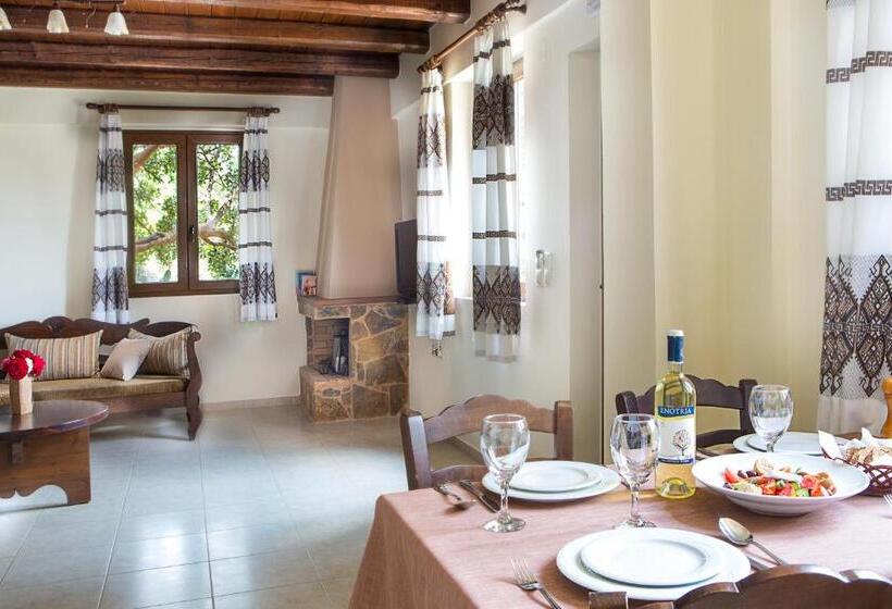 וילה עם חדר שינה אחד ובריכת שחיה, Melidoni X Village