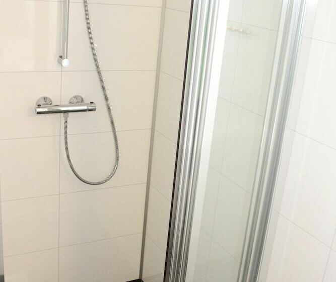 小室, Oldevatn Camping