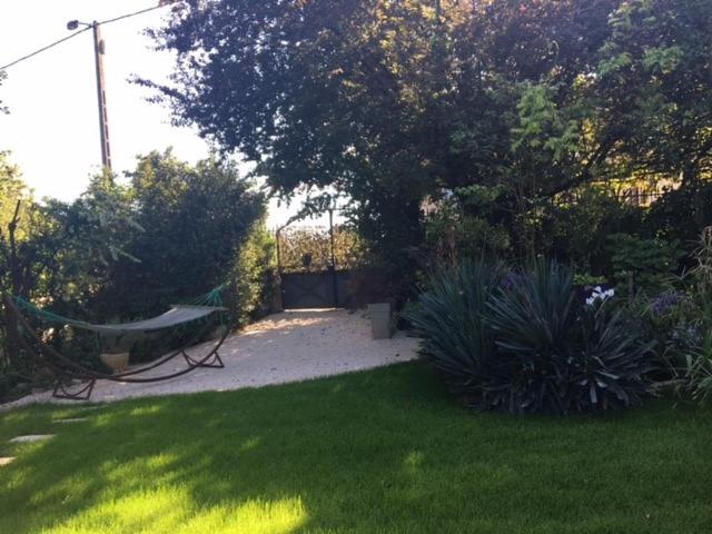 标准房带园景, Chambres D Hotes Le Mas Des Fontaines