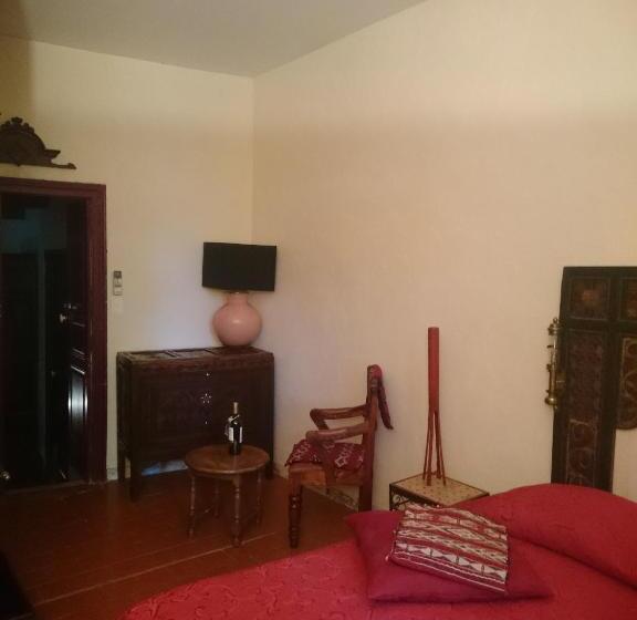 标准房带园景, Chambres D Hotes Le Mas Des Fontaines