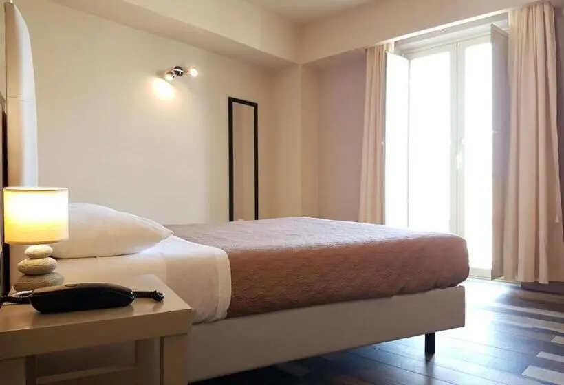 اتاق سوپریور با چشم‌انداز دریا, Don Ugo Luxury Rooms