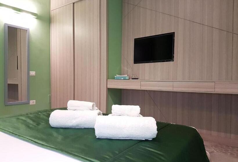 جناح جونيور ديلوكس, Don Ugo Luxury Rooms