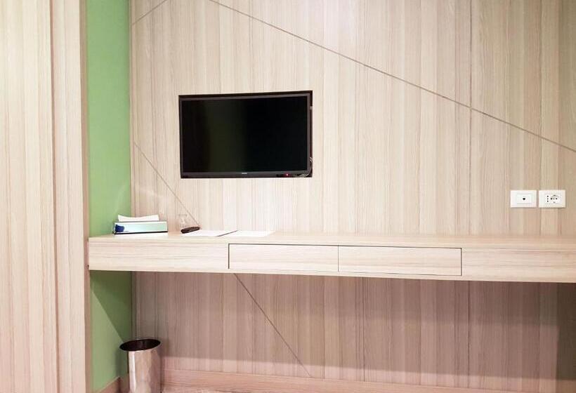 جناح جونيور ديلوكس, Don Ugo Luxury Rooms