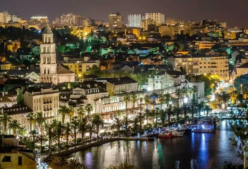 バルコニー付き1ベッドルームアパートメント, Spoleto