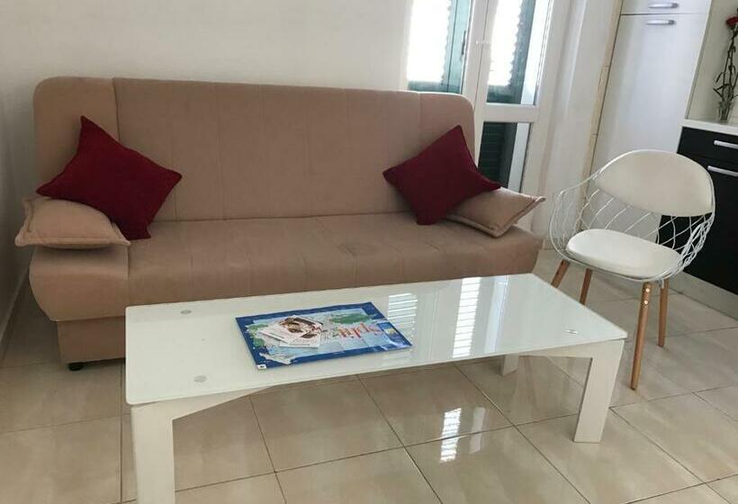 דירה בת חדר שינה 1 עם מרפסת, Spoleto