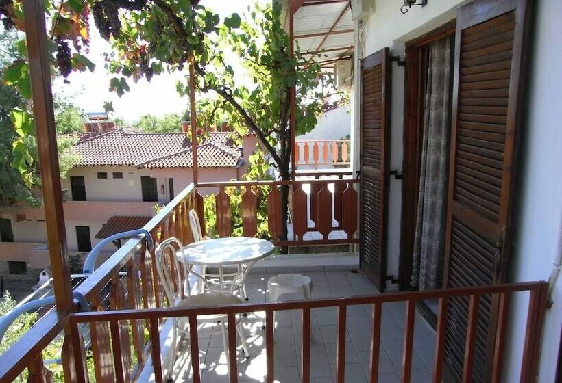 חדר סטודיו סטנדרד, Electra Studios