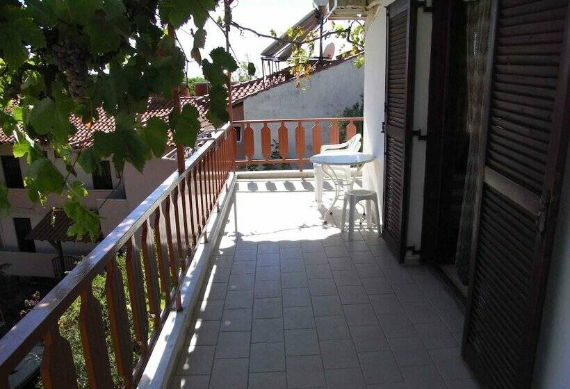 חדר סטודיו סטנדרד, Electra Studios