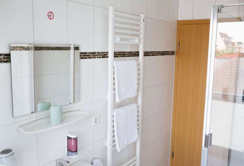 标准间带阳台, Heilbronner Hotel Am Schönen Theater