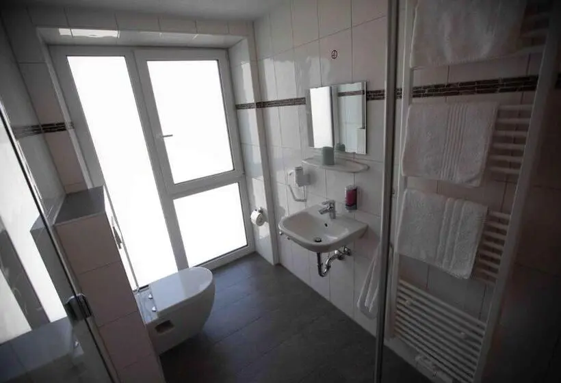 バルコニー付きスタンダードルーム, Heilbronner Hotel Am Schönen Theater