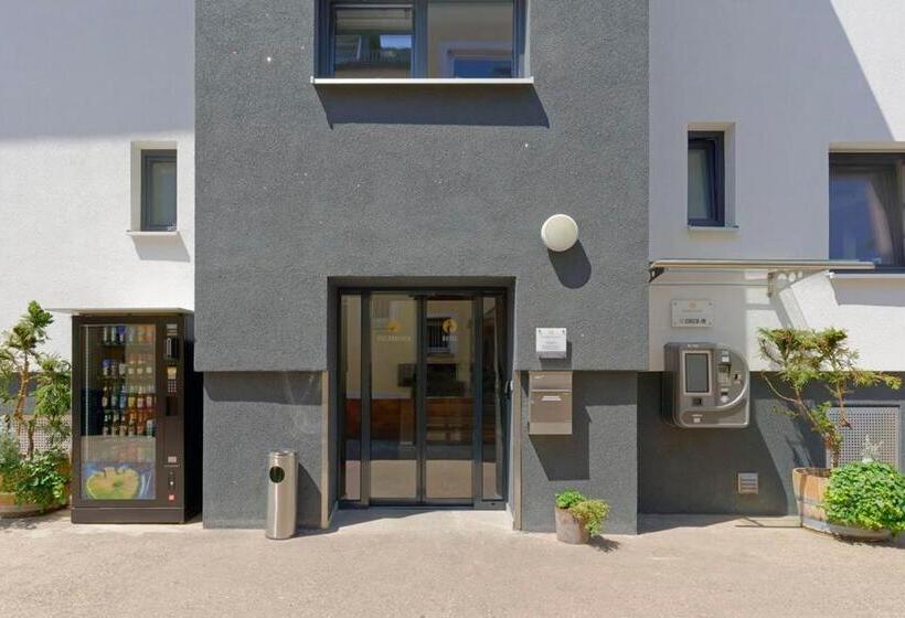 标准间带阳台, Heilbronner Hotel Am Schönen Theater