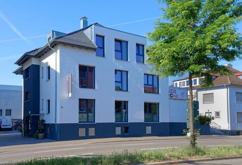 标准间带阳台, Heilbronner Hotel Am Schönen Theater