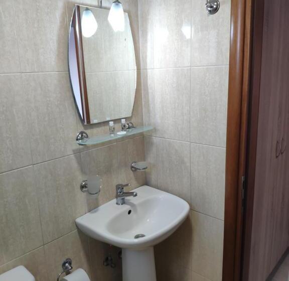 スタンダードシングルルーム, Marie