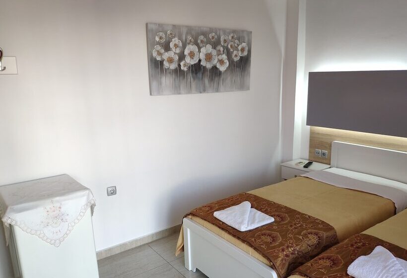 スタンダードルーム, Marie