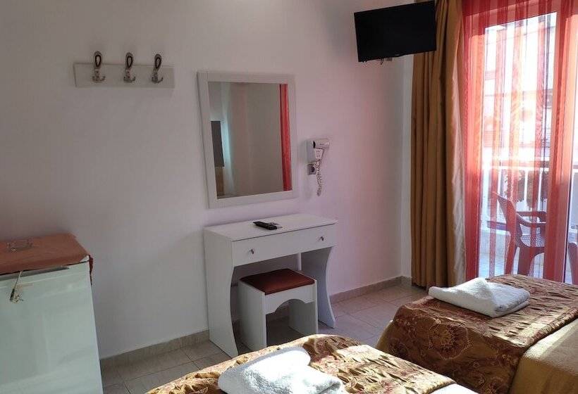 スタンダードルーム, Marie