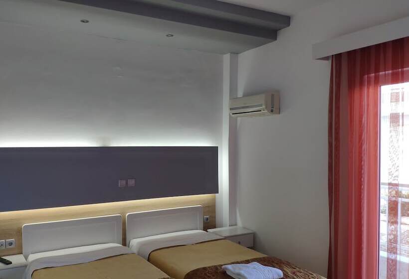 スタンダードルーム, Marie