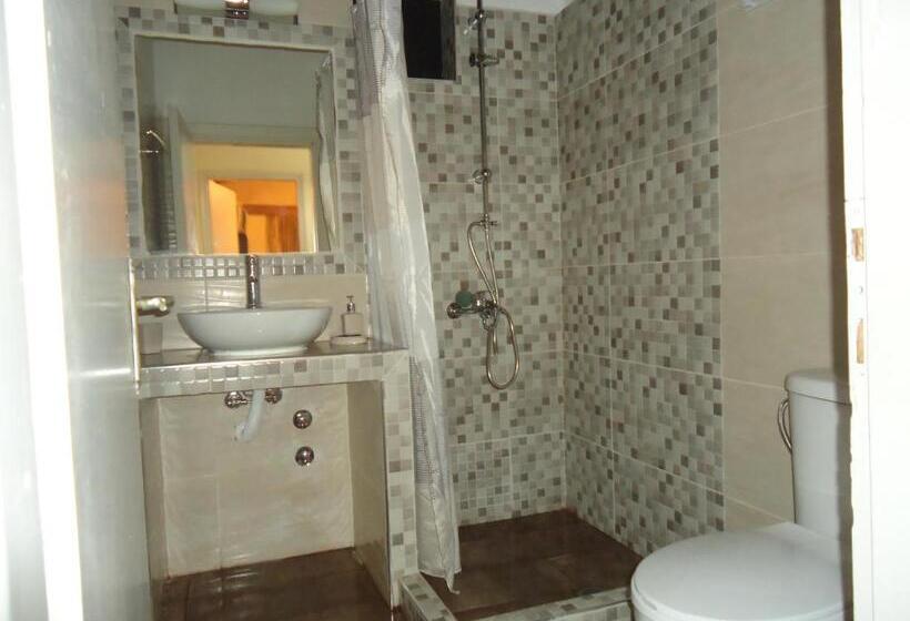 בונגלו משפחתי, Electra Studios