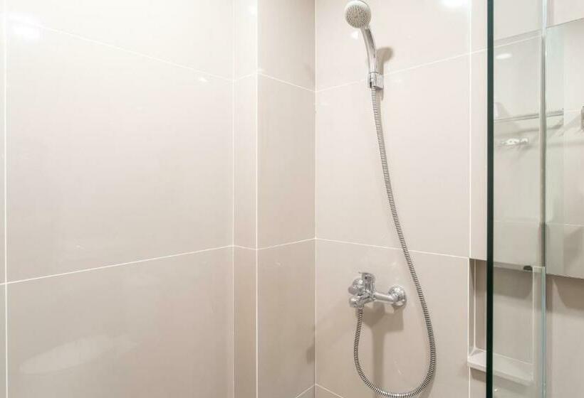 חדר דלוקס, Oyo 3159 Festive Inn