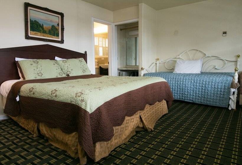 Президентский Люкс, Carmel Wayfarer Inn