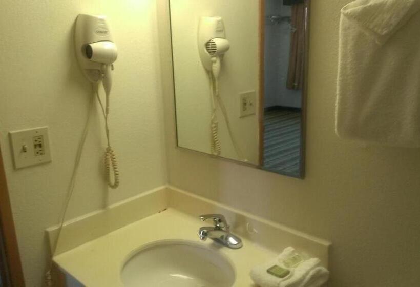 Номер Стандарт, Quality Inn