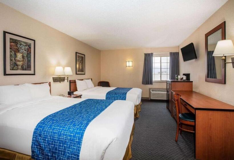 スタンダードルーム, Travelodge By Wyndham Colorado Springs Airport/peterson Afb