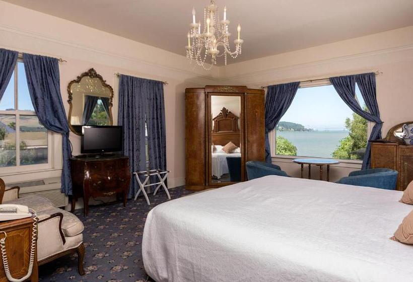 스탠다드 룸 킹사이즈 침대, Union