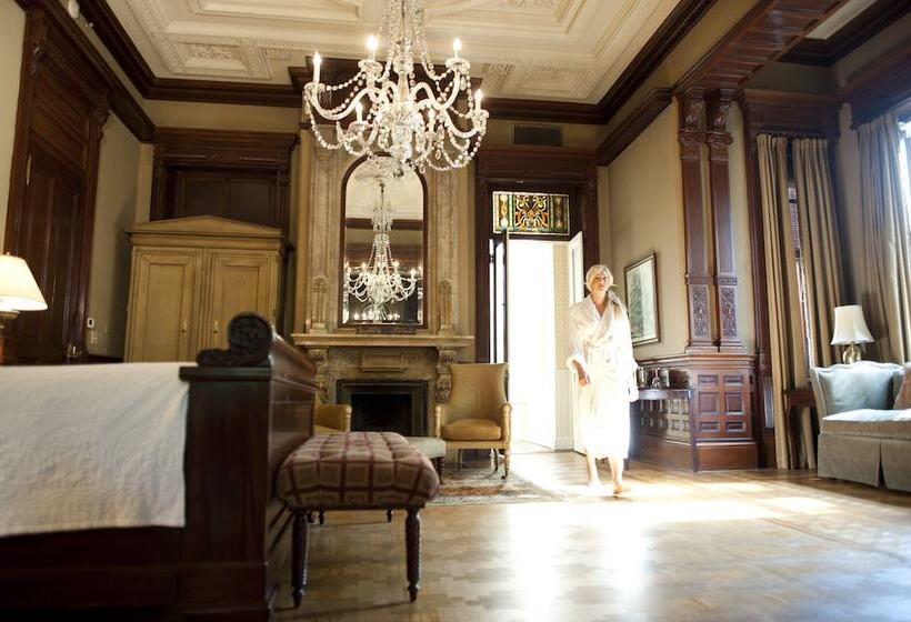 デラックスルーム, Wentworth Mansion