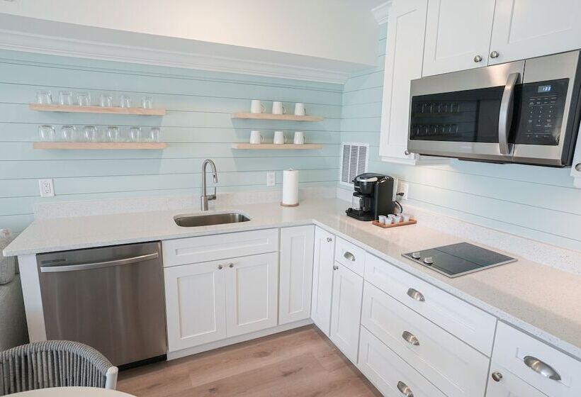 스탠다드 스튜디오 더블 침대, Manasota Key Resort