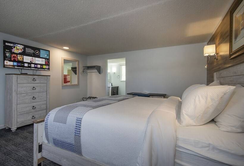 스탠다드 룸 킹사이즈 침대, Silver Ridge Lodge