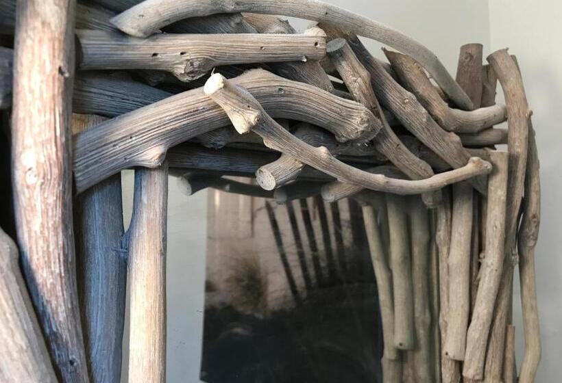 スタンダードルーム, L Ancienne Poste