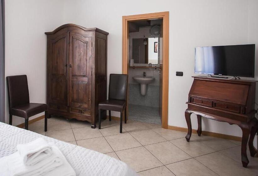 اتاق لوکس, Amico